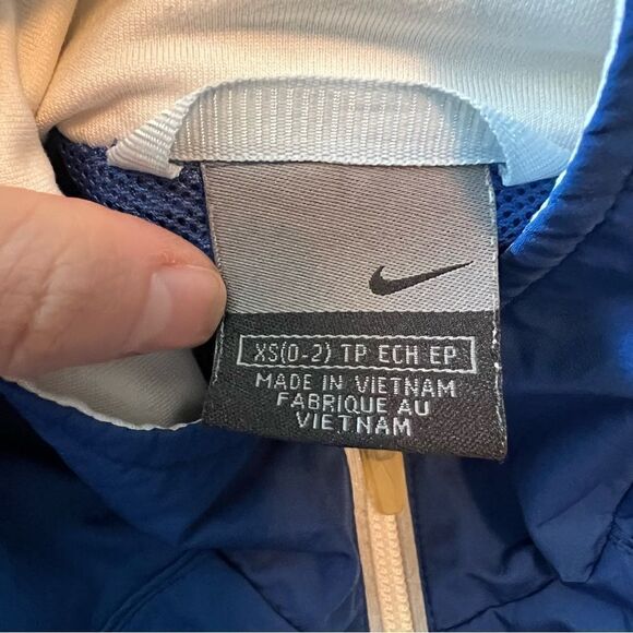3 for $30! Nike blue double zip jacket - Picture 2 of 16